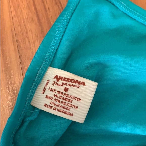 Bra Bundle - Picture 8 of 8